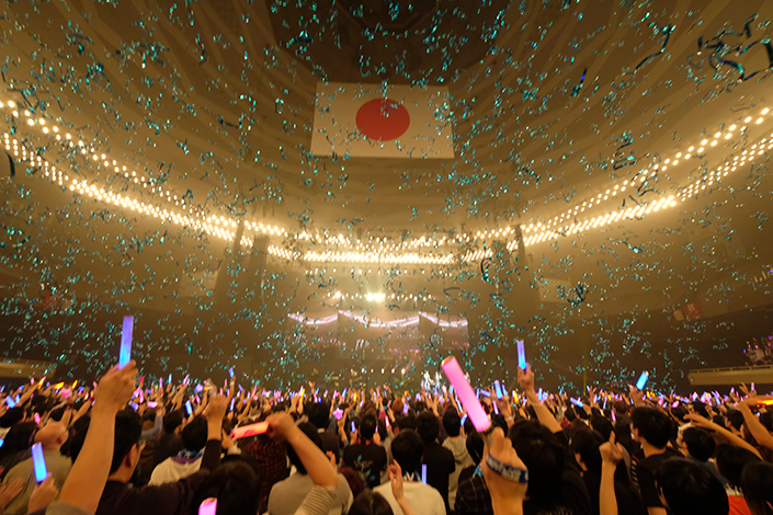 ここでしか見れないコラボステージに日本武道館が沸いた！初の3日間開催となる“リスアニ！LIVE 2017”。初の試みとなる初日の“CROSS STAGE”が大盛況のなか終演！