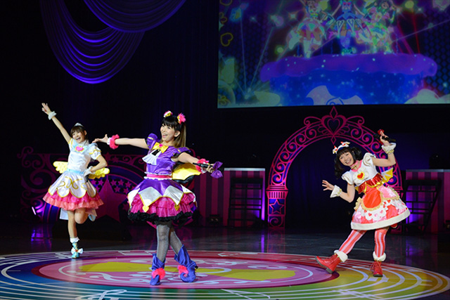 次々飛び出す 神ライブ は 最高のプリスマスプレゼント プリパラ クリスマス ドリームライブ16 レポート リスアニ Web アニメ アニメ音楽のポータルサイト