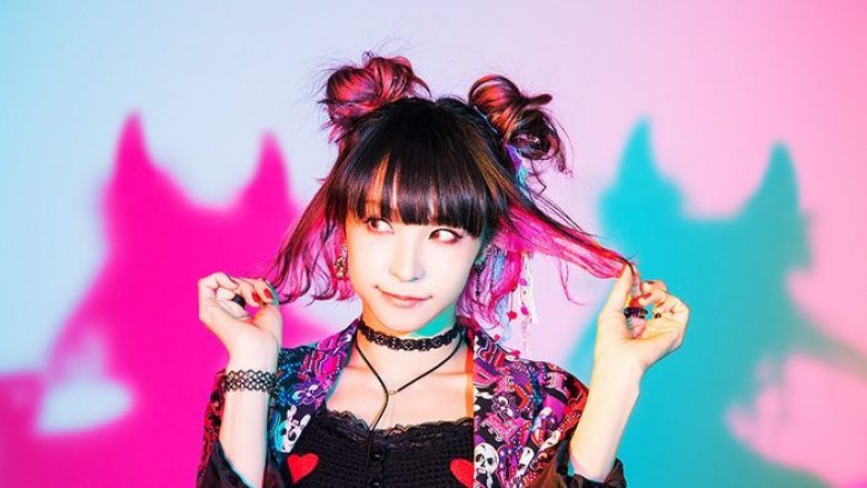 LiSA、5月24日発売のニューアルバム『LiTTLE DEViL PARADE』にて、秋の全国ホールツアーのチケット先行応募が封入されることを発表！