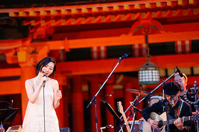 第34回世界遺産劇場－嚴島神社－　平清盛公生誕九百年 前夜祭“坂本真綾 Open Air Museum 2017”オフィシャルライブレポート！ - 画像一覧（1/6）