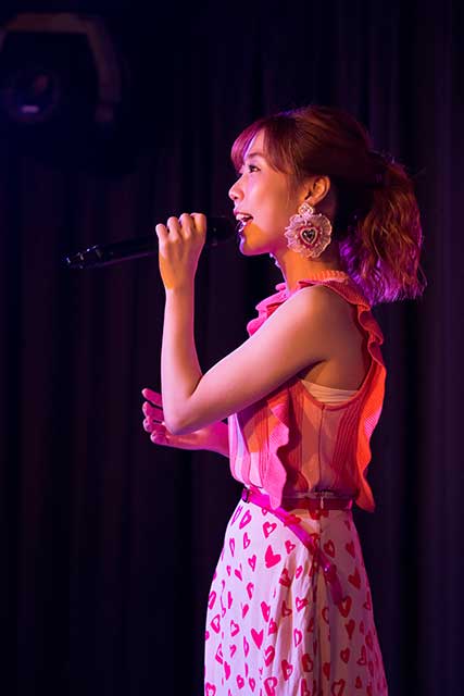 楠田亜衣奈、4thミニ・アルバム発売を記念してミニライブを開催！ライブツアー直前スペシャルニコニコ生放送も緊急決定！ - 画像一覧（4/8）