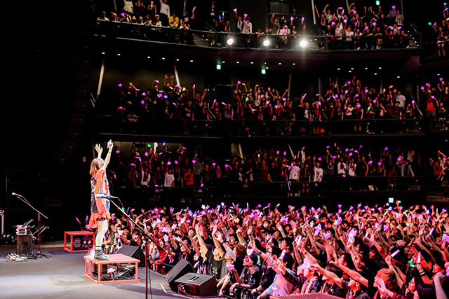 LiSA　2018年を締めくくるホールツアー“LiVE is Smile Always～ASiA TOUR 2018～[core]”東京公演レポート - 画像一覧（4/5）