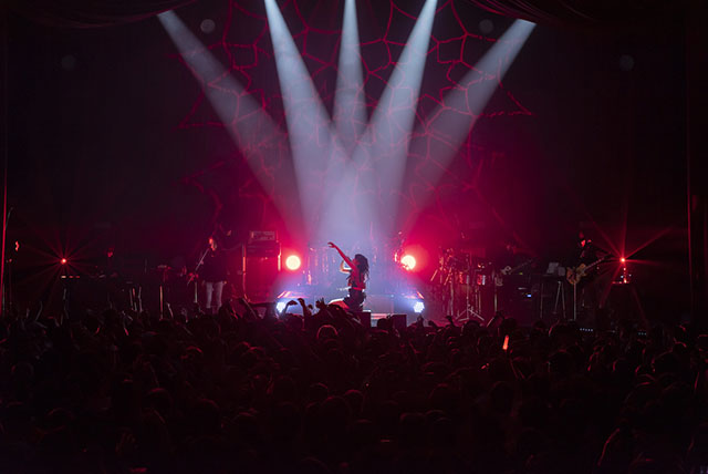 あらたな表情もたっぷり見せた、“JUNNA ROCK YOU TOUR 2018-2019 ～18才の叫び～”東京公演ライブレポート！ - 画像一覧（4/8）