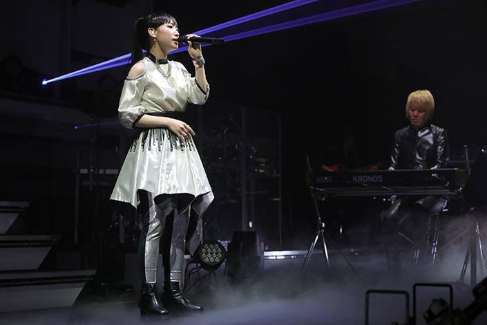 fripSide全国ツアー“fripSide Concert Tour 2018-2019 -infinite synthesis 4-”ファイナル公演レポート！ - 画像一覧（8/9）