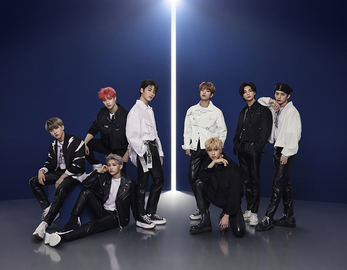 Stray Kids、TVアニメ『神之塔 -Tower of God-』のOP＆ED主題歌を収録したJAPAN 1st Single「TOP  -Japanese ver.-」のジャケット写真＆特設サイトが解禁！ – リスアニ！ – アニソン・アニメ音楽のポータルサイト