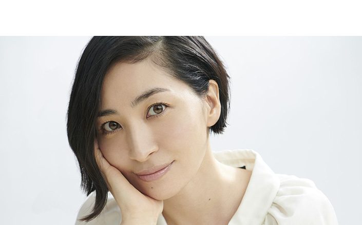 坂本真綾 7月15日発売 25周年記念アルバム『シングルコレクション＋アチコチ』ジャケット写真＆新アーティスト写真公開！