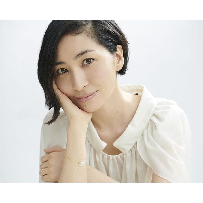 坂本真綾25周年記念アルバム シングルコレクション アチコチ 特設サイトオープン アチコチ街頭ビジョン実施 リスアニ Web アニメ アニメ音楽のポータルサイト