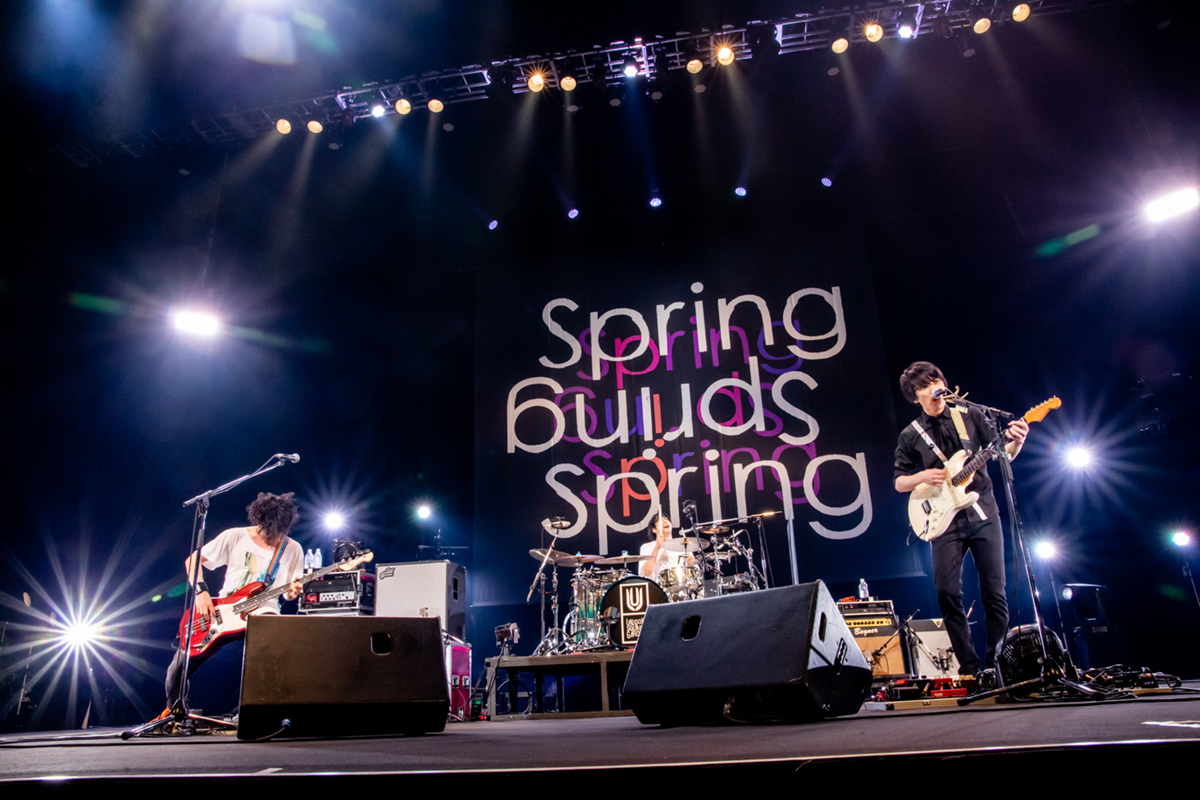 UNISON SQUARE GARDEN、ライブ映像作品「Revival Tour “Spring Spring 