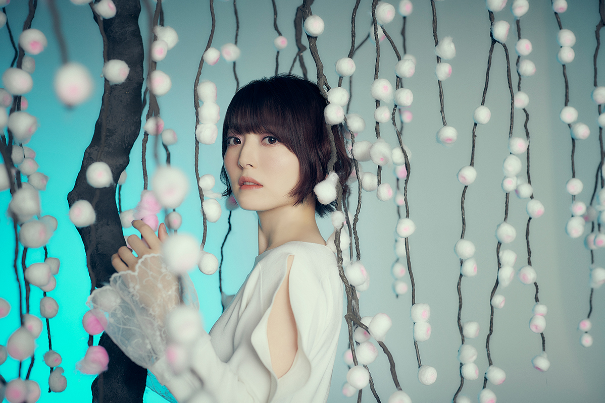 花澤香菜、レーベル移籍第一弾アルバム『blossom』アートワーク＆楽曲情報公開！東京・神戸でのライブ開催も決定！