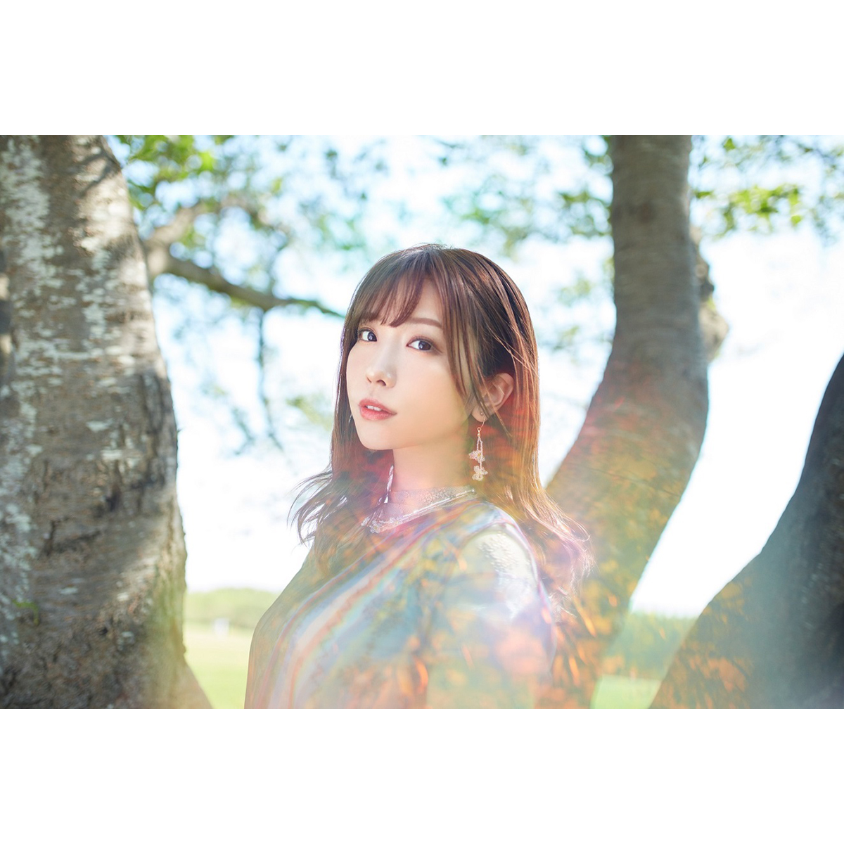 愛美、DECO*27書き下ろしの新曲「ドレス」配信リリース＆アニメーションMV公開！ - 画像一覧（1/4）