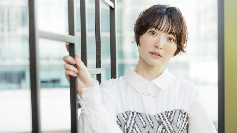 花澤香菜、『久保さんは僕を許さない』で主役と主題歌を担当！　青春の儚さが詰まった楽曲とMVへのこだわりとは―― 撮りおろしインタビュー