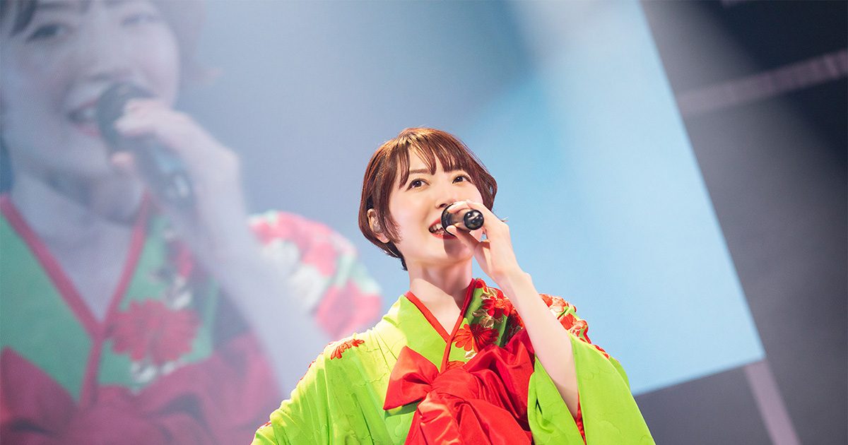 花澤香菜「HANAZAWA KANA Live 2022 “Pokerface”」Blu-rayのジャケット 