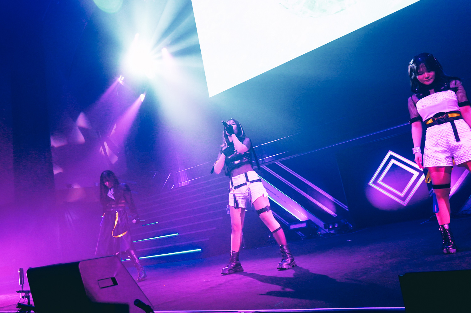 彼女たちの物語はまだここから――！「LAWSON presents IDOLY PRIDE VENUS STAGE 2023 “未来”」パシフィコ横浜  国立大ホール公演の2部をレポート – 画像一覧（3/10） – リスアニ！ – アニソン・アニメ音楽のポータルサイト