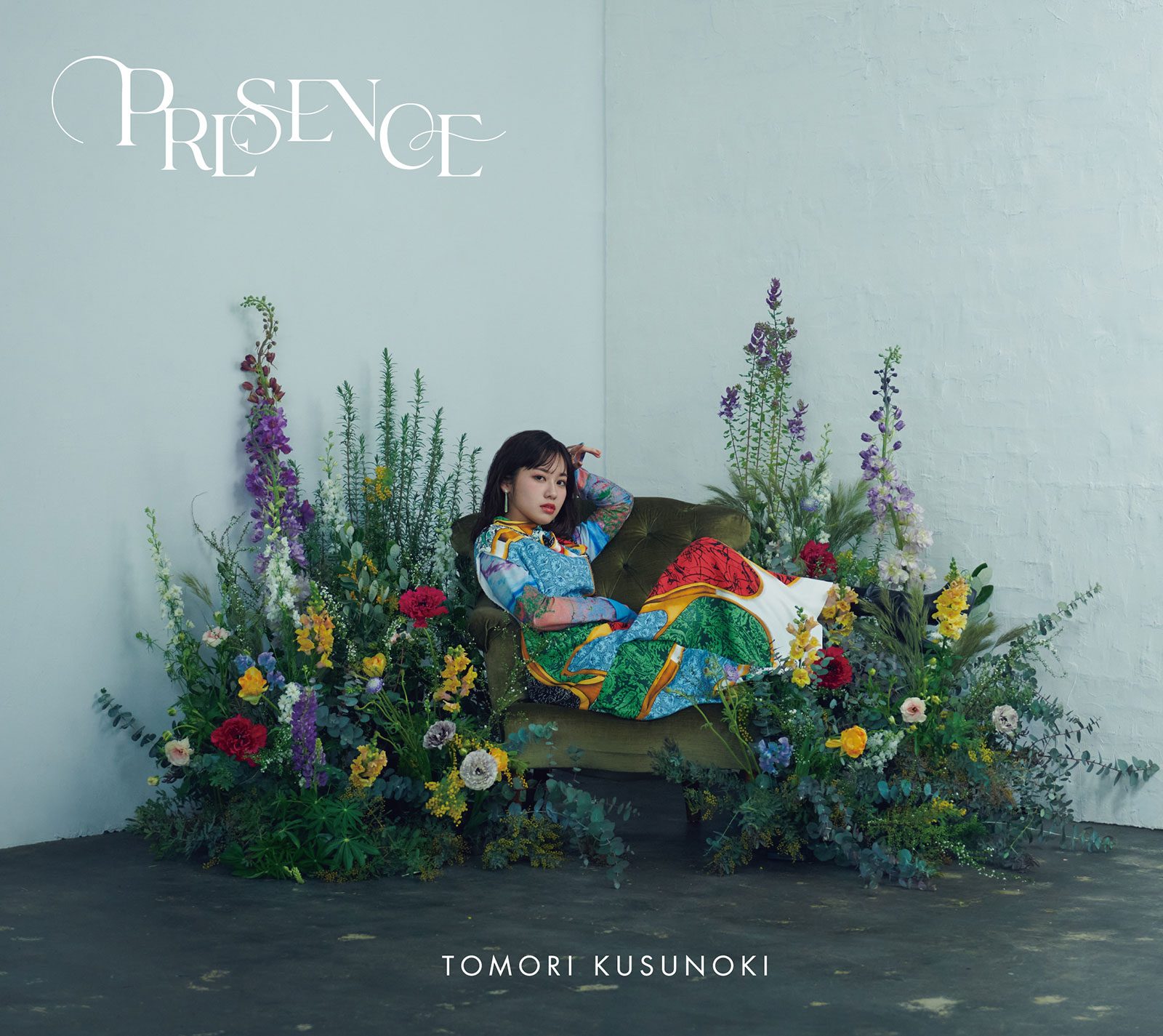 楠木ともり、1stアルバム『PRESENCE / ABSENCE』を徹底解剖！豪華