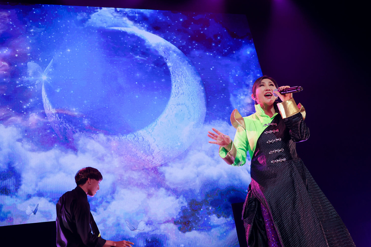 高橋洋子『YOKO TAKAHASHI EVANGELION ultimate Live「月十夜」』オフィシャルレポが到着！ – リスアニ！ –  アニソン・アニメ音楽のポータルサイト