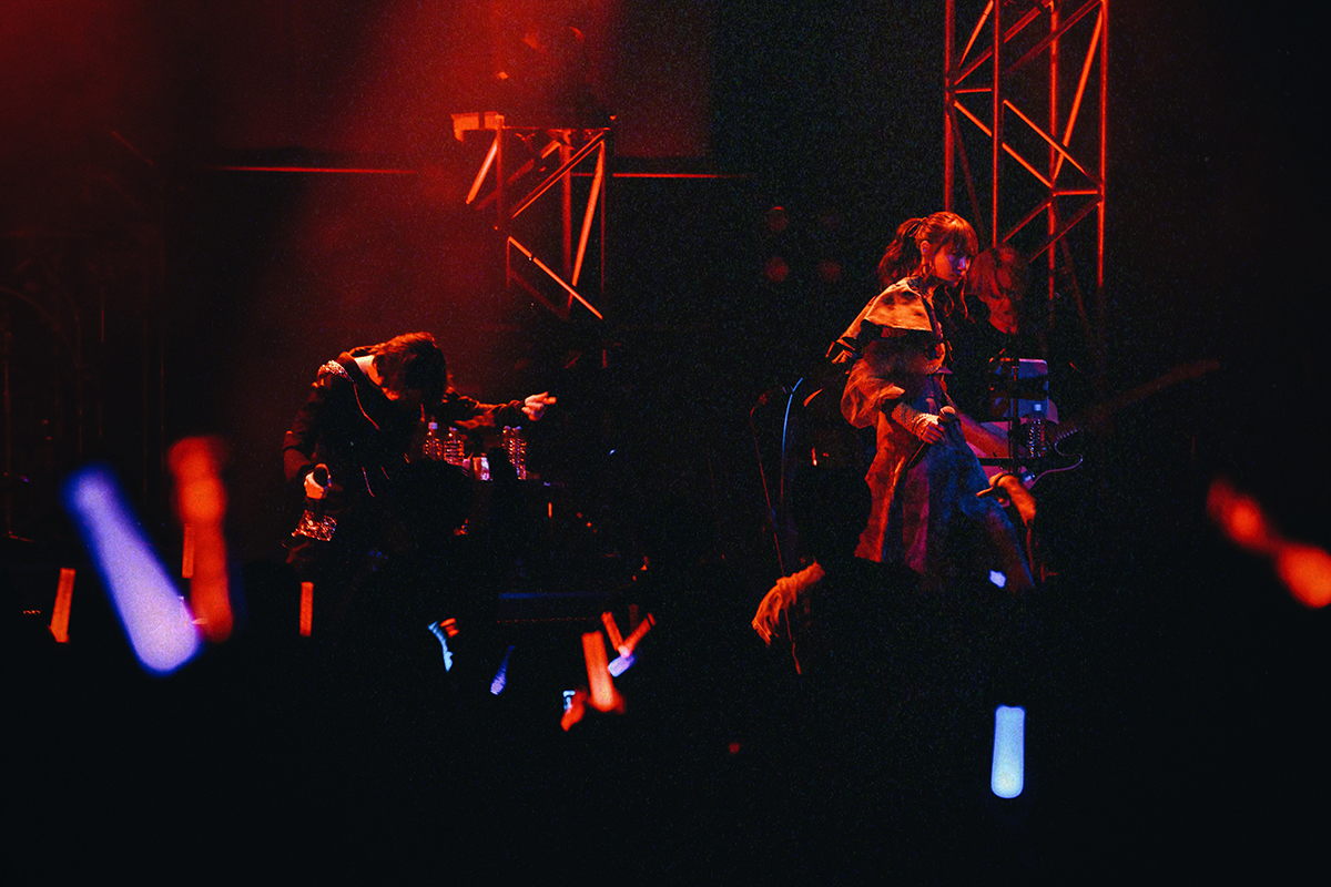 CHiCO、halca、シユイのコラボや小玉ひかり＆someiによるテーマ曲も披露！“LAWSON premium event MiCLOVER FES. 2024”レポート - 画像一覧（7/10）