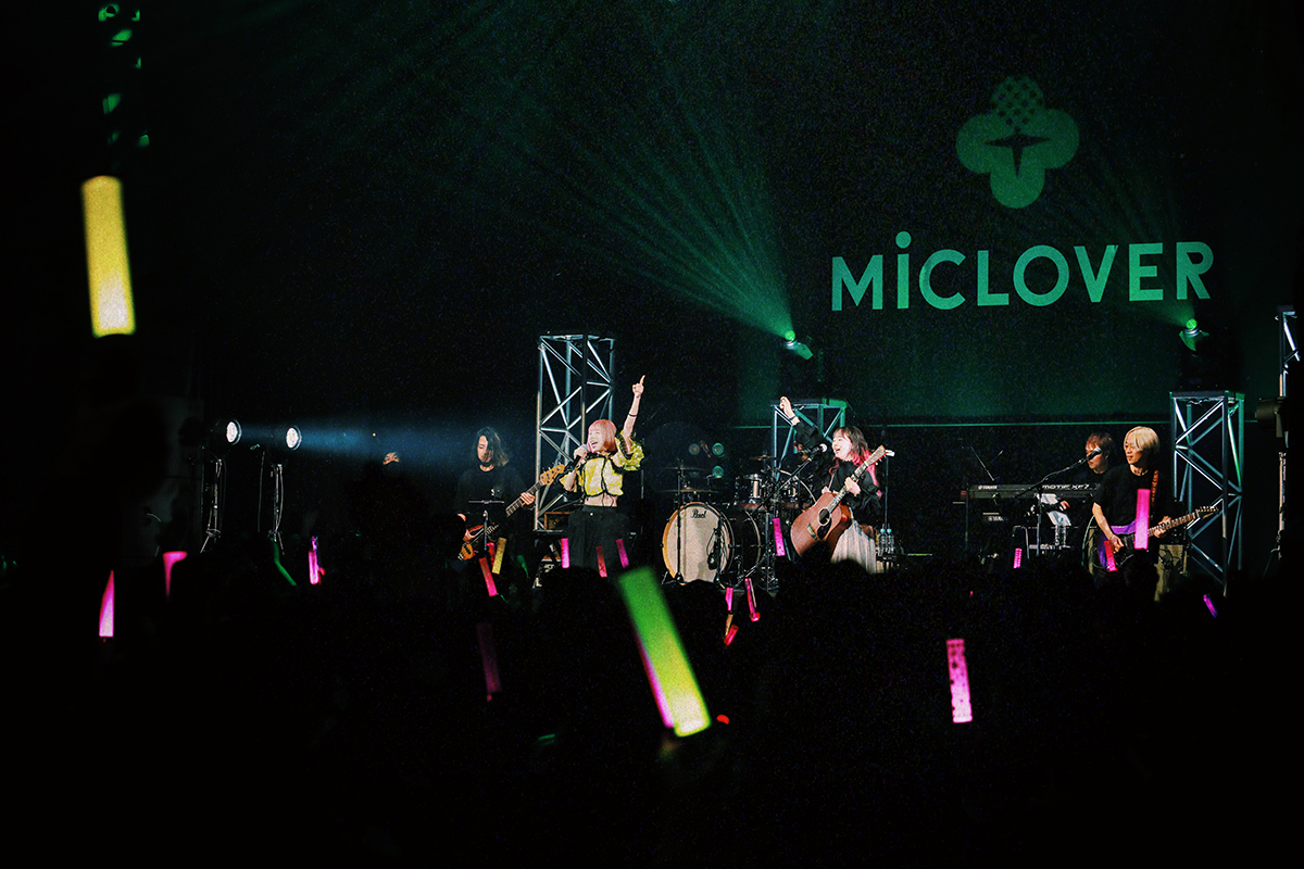 CHiCO、halca、シユイのコラボや小玉ひかり＆someiによるテーマ曲も披露！“LAWSON premium event MiCLOVER FES. 2024”レポート - 画像一覧（5/10）