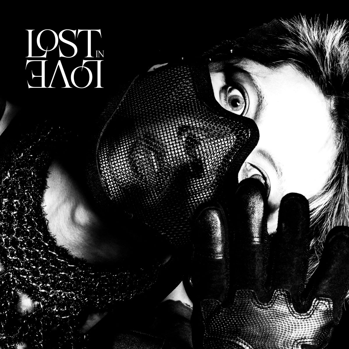 MIYAVI、2部作アルバム『Lost In Love, Found In Pain』の前編『Lost In Love』のアルバムアートワークがついに解禁！ - 画像一覧（2/3）