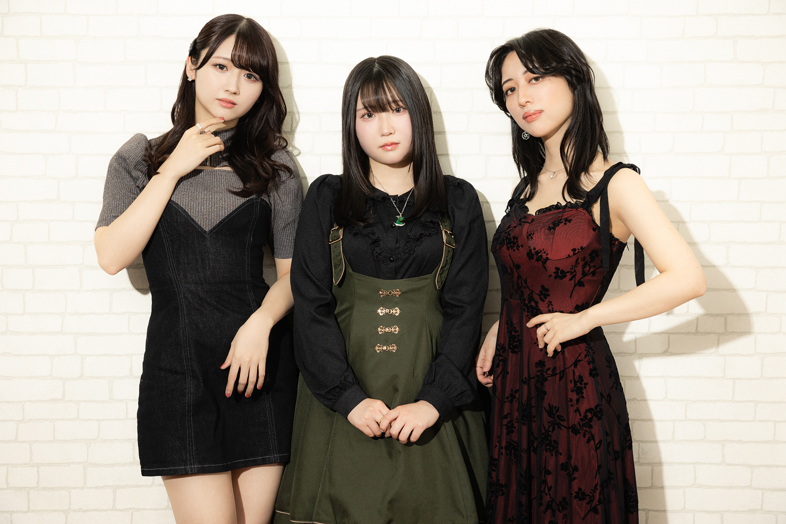 Ave Mujicaが世界に与えた衝撃――渡瀬結月、岡田夢以、米澤 茜が1st Single「素晴らしき世界 でも どこにもない場所」とバンドの広がりを語る - 画像一覧（2/12）