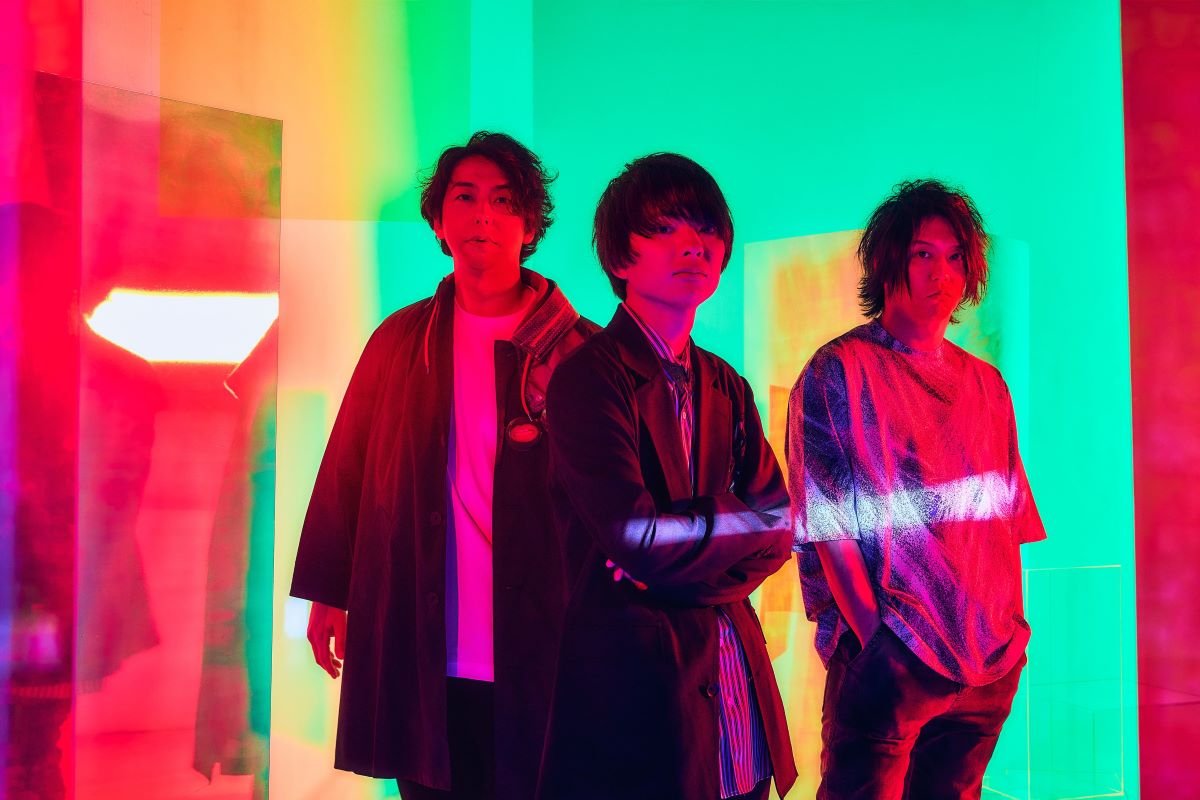 UNISON SQUARE GARDEN、7月24日発売のベストアルバムより「センチメンタルピリオド (S.B style)の Music Videoをプレミア公開！ - 画像一覧（1/3）