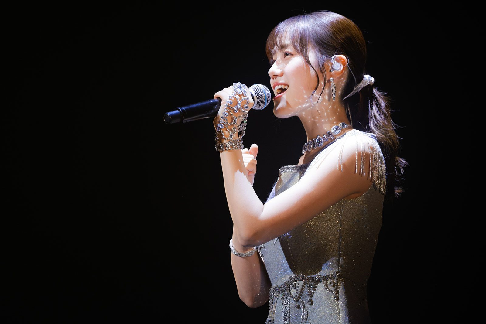 磨き続ける表現とファンの声が確信させた、輝かしい“これから”――「伊藤美来 Live Tour 2024“from now on”」東京公演レポート