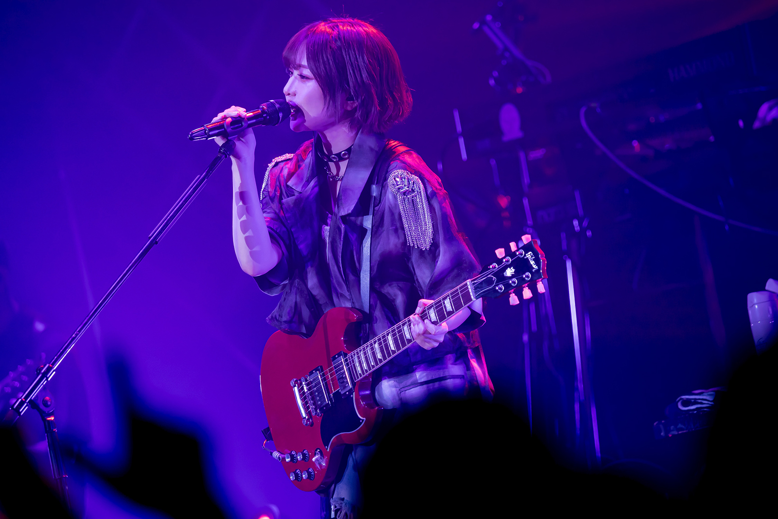 “今を生きる”を体現した愛美のライブツアー「AIMI LIVE TOUR 2024 “LIVE IT NOW”」ファイナル公演を振り返る - 画像一覧（2/9）