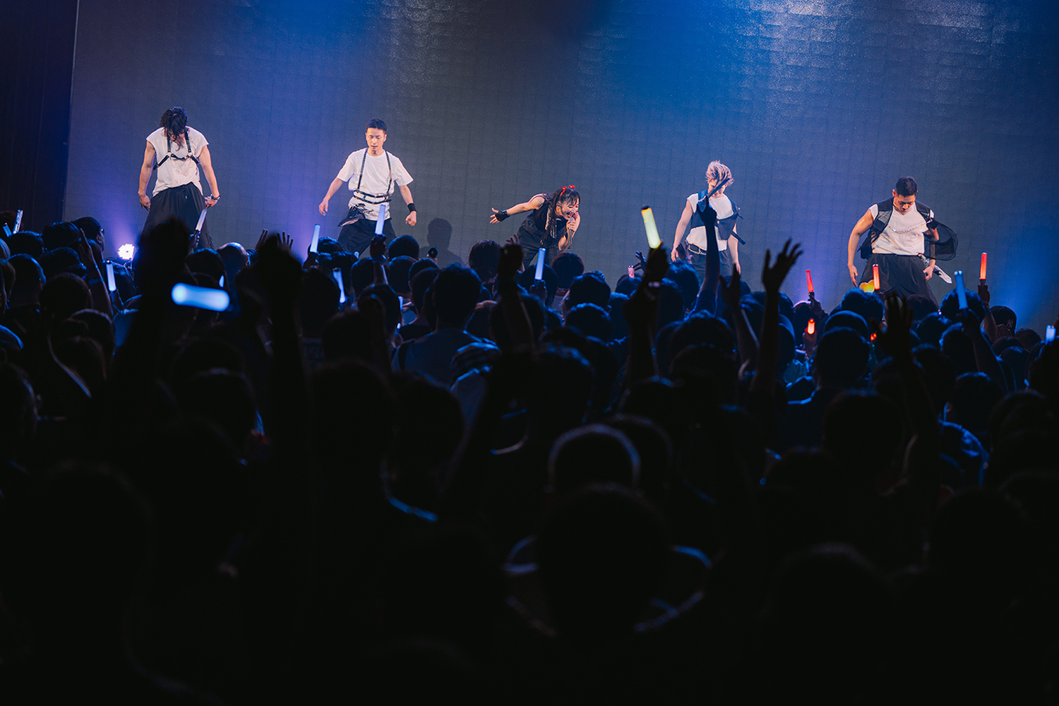 玉置成実、上海での初ワンマン“NAMI TAMAKI ONEMAN LIVE IN SHANGHAI”で広がった光景は、国境を超えた“最高のスマイル”――！ - 画像一覧（3/10）