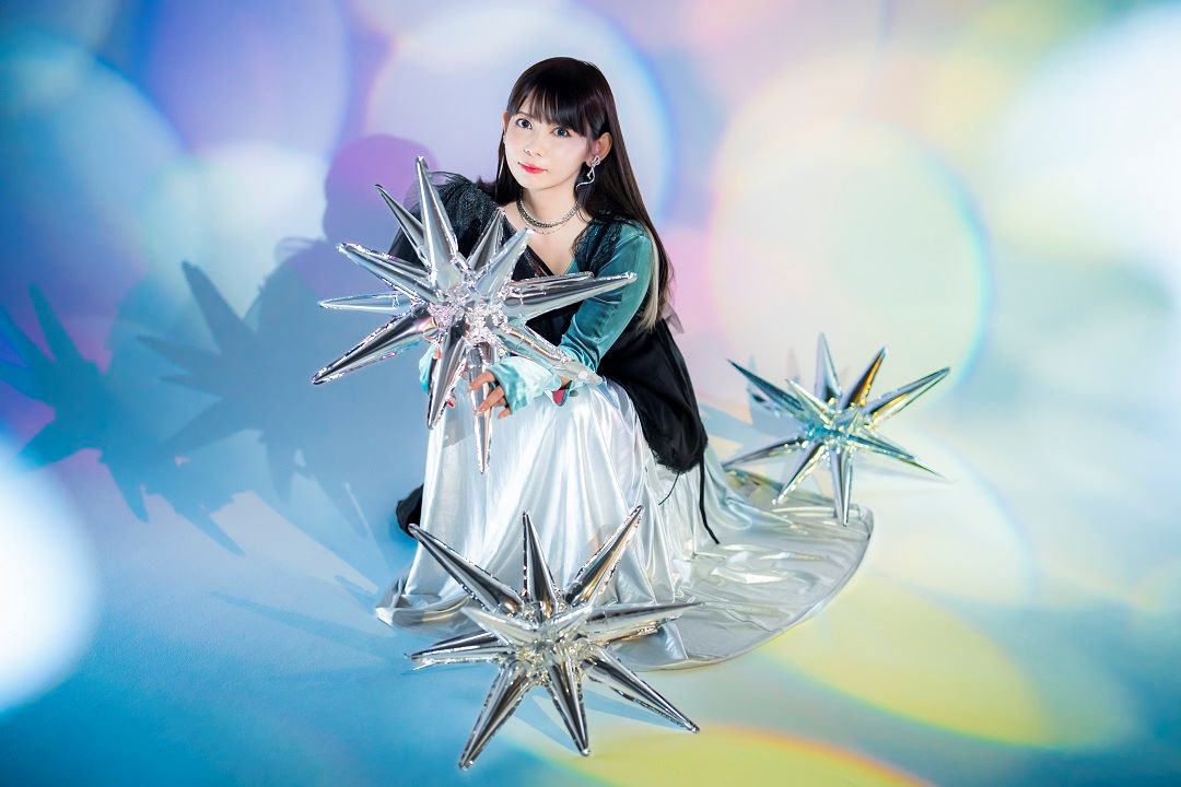 中川翔子、ガンダム主題歌シングル「ACROSS THE WORLD」CDジャケット＆店舗特典絵柄公開！