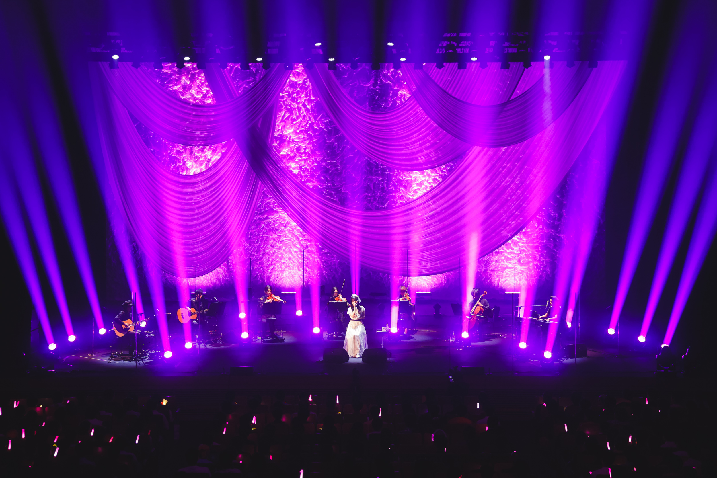 アーティスト・岬 なこの新たな挑戦！初アコースティックライブ“NAKO MISAKI Acoustic LIVE”で届けた“君”へのメッセージ - 画像一覧（5/9）